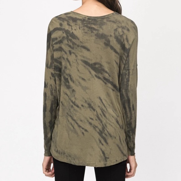 Kokun Boxy V Neck Army Thunder Print Green Tie Dye - Picture 3 of 7